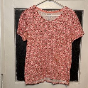 Croft & Barrow Red and White Patterned Short Sleeve Tee